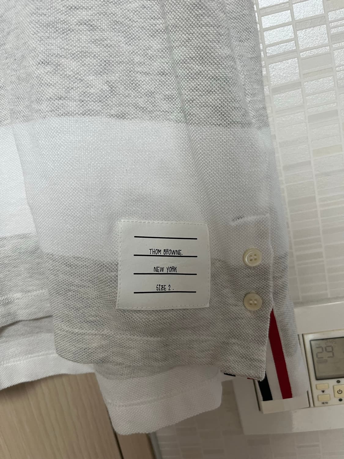 [2] 톰브라운 스트라이프 반팔티 상품이미지3
