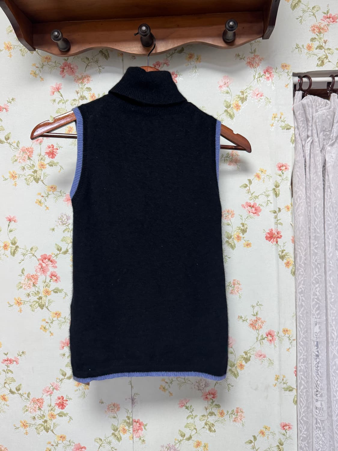 니트 슬리브리스 목폴라 상품이미지2