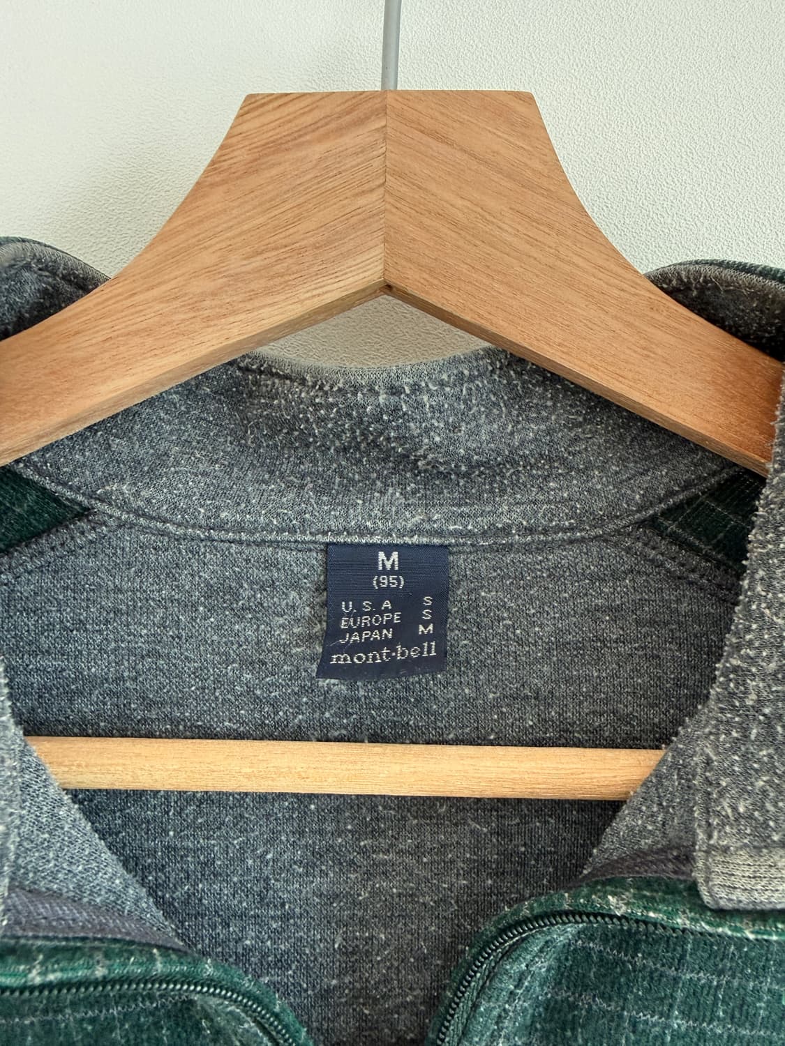 몽벨(Mont-bell) 하프집업 상품이미지6