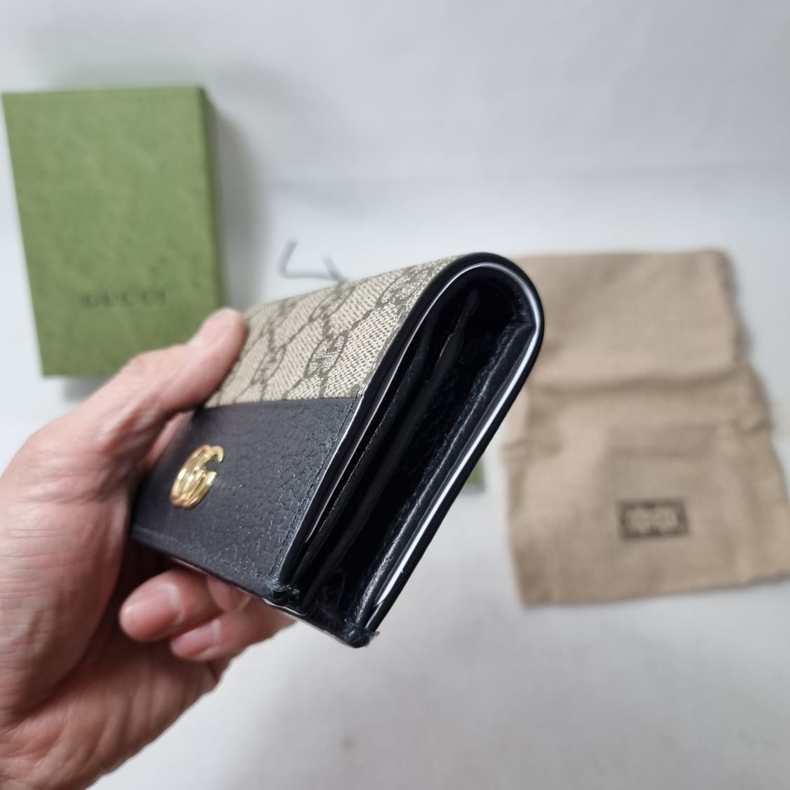 구찌 GG 마몽 가죽 & 수프림 캔버스 바이컬러 카드 케이스 지갑 상품이미지4