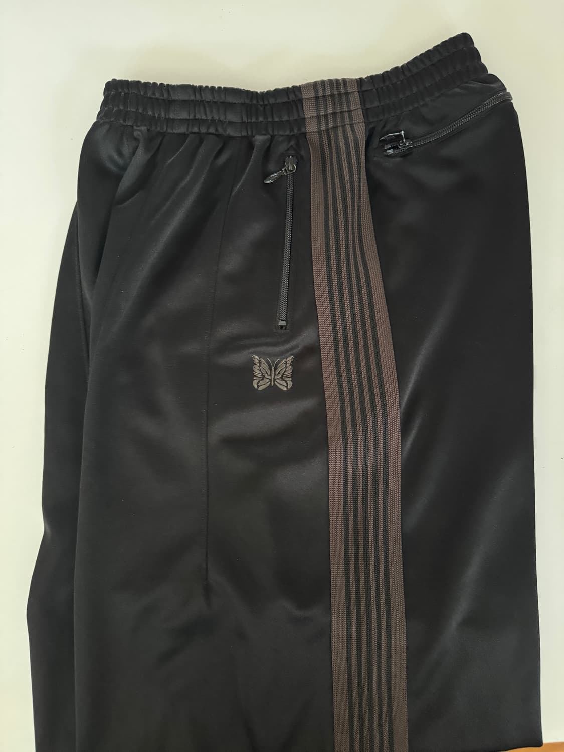 니들스 팩토리 H.D. 트랙 팬츠 폴리 스무스 블랙 상품이미지4