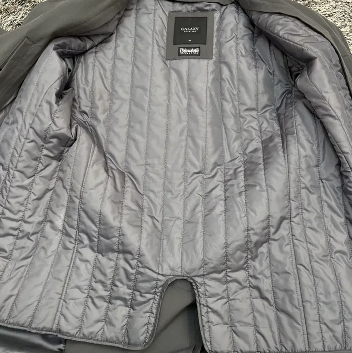 갤럭시라이프스타일 애쉬라이너 신슐레이트 디테처블 체스터 코트 (100) 상품이미지4