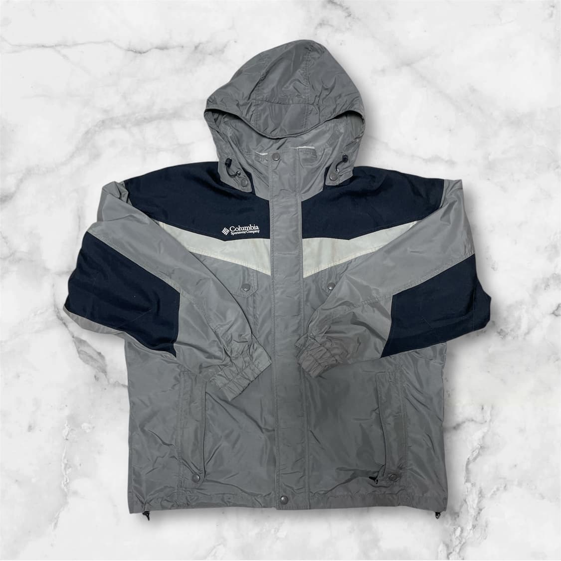 Columbia - 챠콜 바람막이 (XL- XXL 추천) 상품이미지1