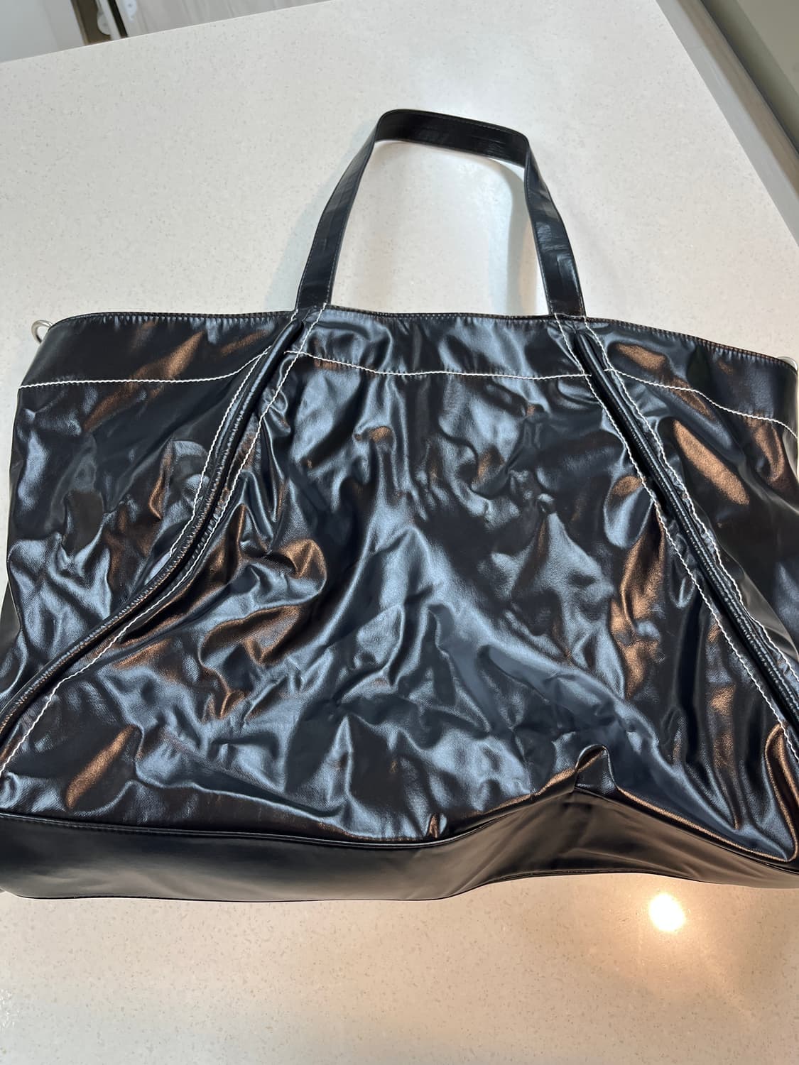 마뗑킴 빅 코팅 도트백 블랙 상품이미지2