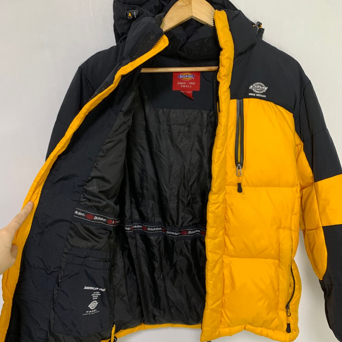 디키즈 빈티지 블랙/옐로우 패딩 점퍼 S 상품이미지5