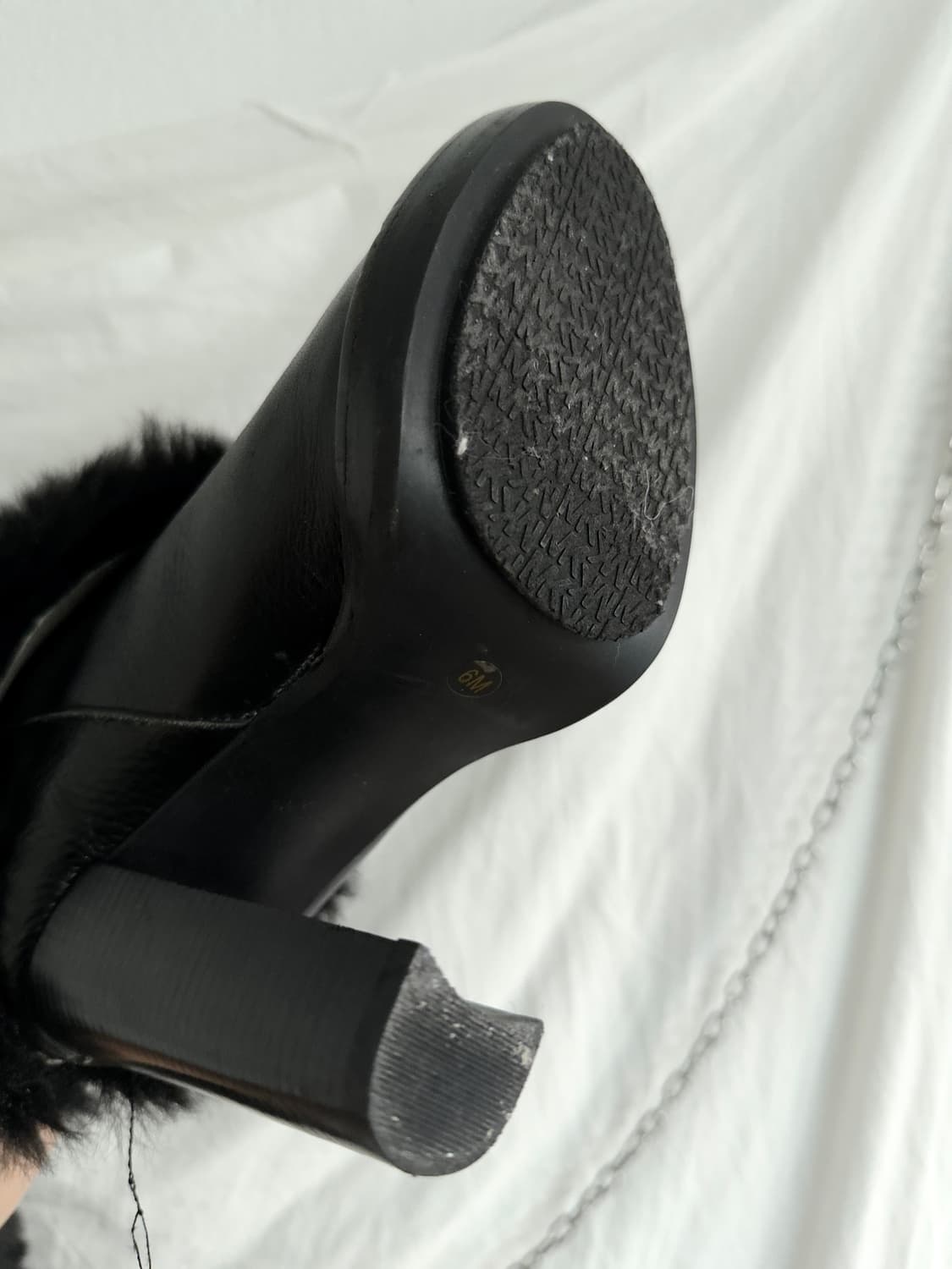 마이클코어스 래빗 퍼 부츠 상품이미지3