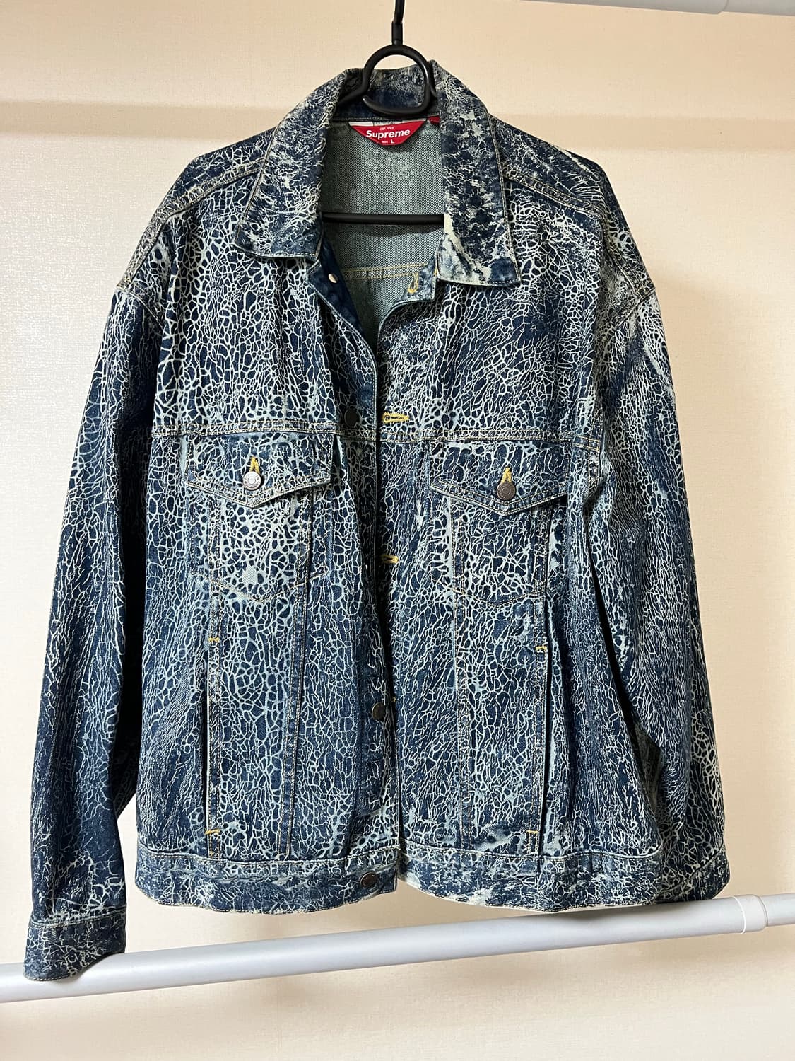 Supreme Crackle Denim Trucker jacket 상품이미지1
