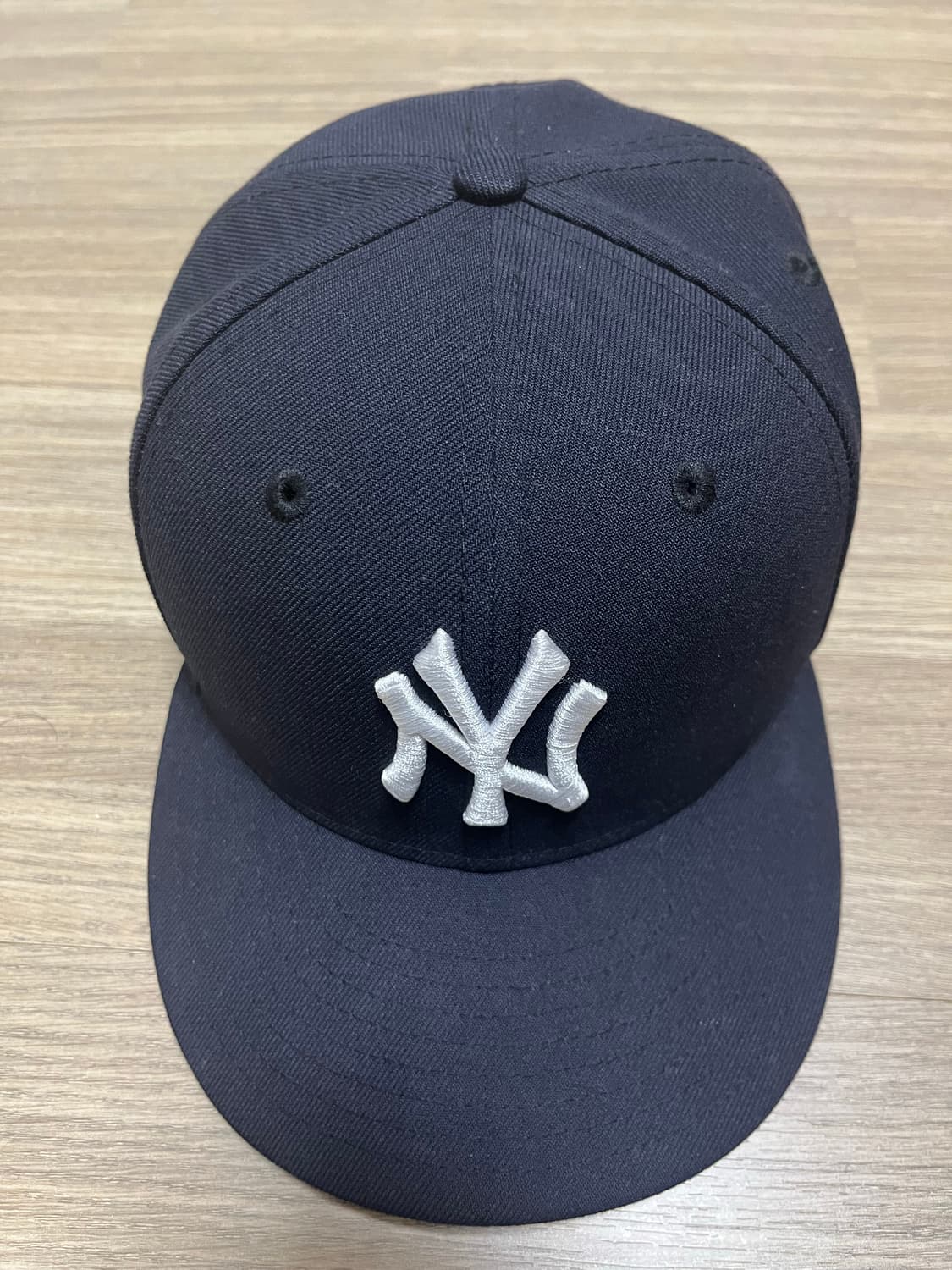 뉴에라스냅백 판매 합니다 7 3/8입니다 상품이미지1