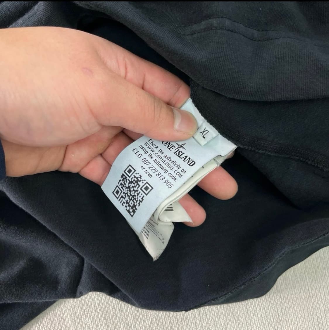 스톤아일랜드 맨투맨 100 상품이미지3