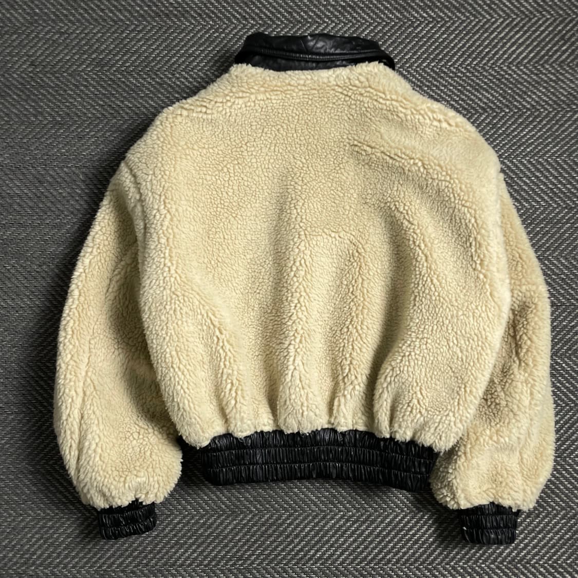 쥬시쥬디 우먼스 리버시블 가죽×플리스 크롭 쉐르파 레더자켓y 4805 상품이미지8