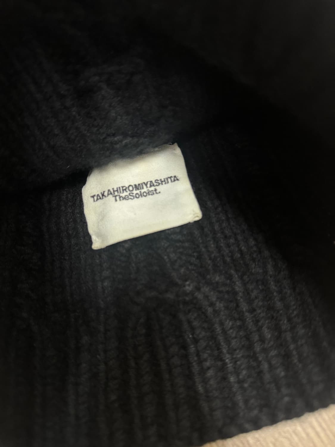 솔로이스트 18FW 비니 상품이미지2