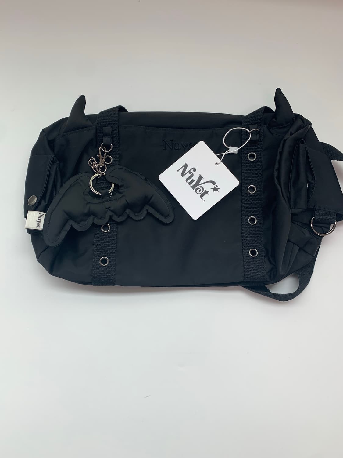 NUYET Devil round boston bag _ Black 상품이미지6