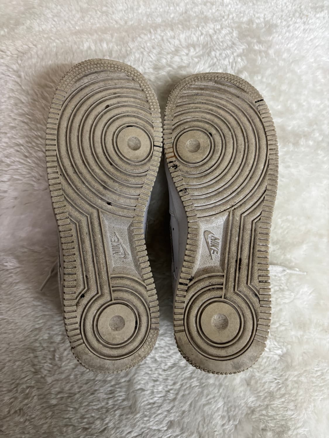 나이키 에어포스 1 '07 로우 화이트 스니커즈 운동화 상품이미지4