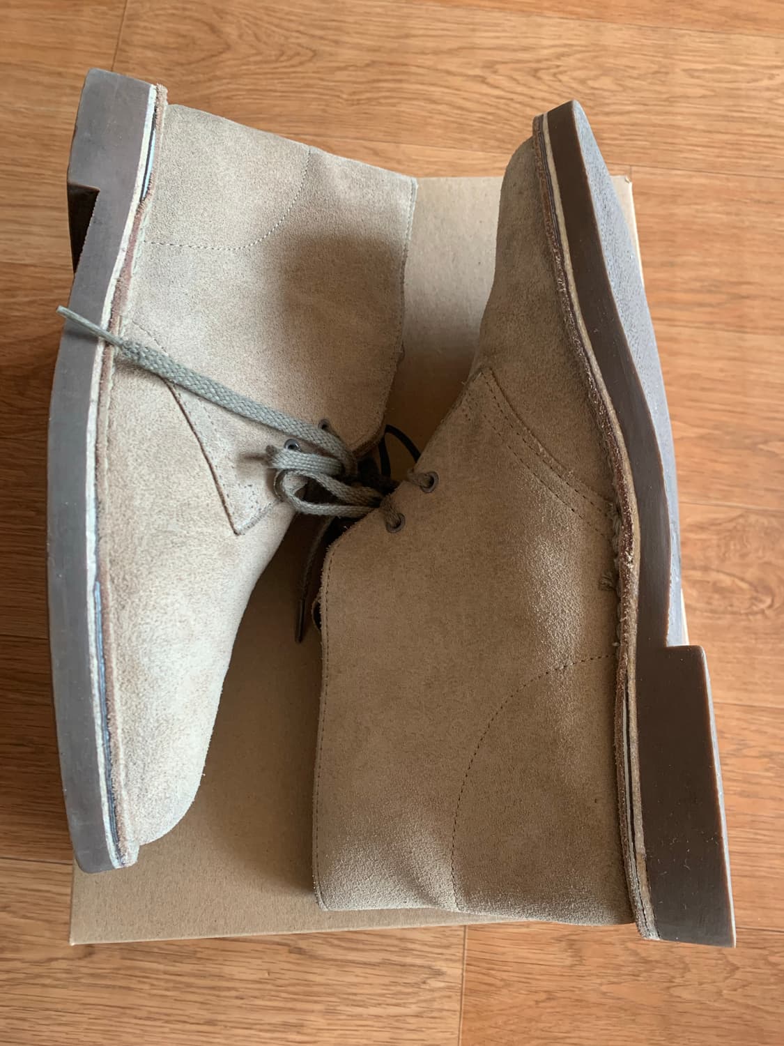 클락스 데저트부츠 타우페 상품이미지3