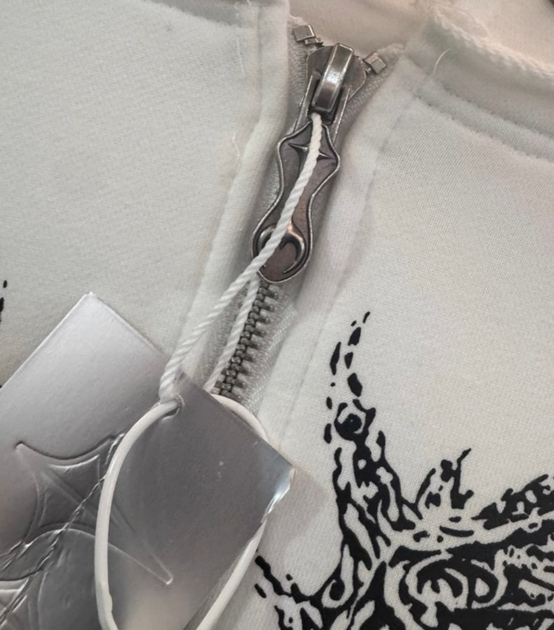 떠그 클럽 드래곤 스터드 집업 후드집업 화이트 상품이미지2