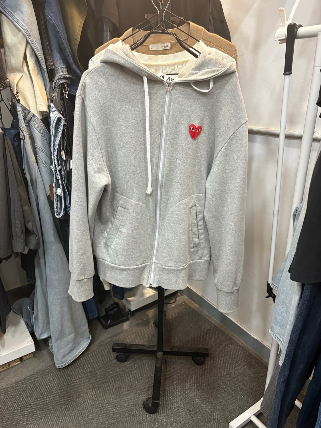 꼼데가르송 플레이 5 하트 후드집업 상품이미지1