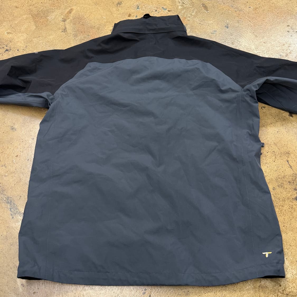 [정품/L] 컬럼비아 TITAN 바람막이 블랙 그레이 b19 상품이미지4