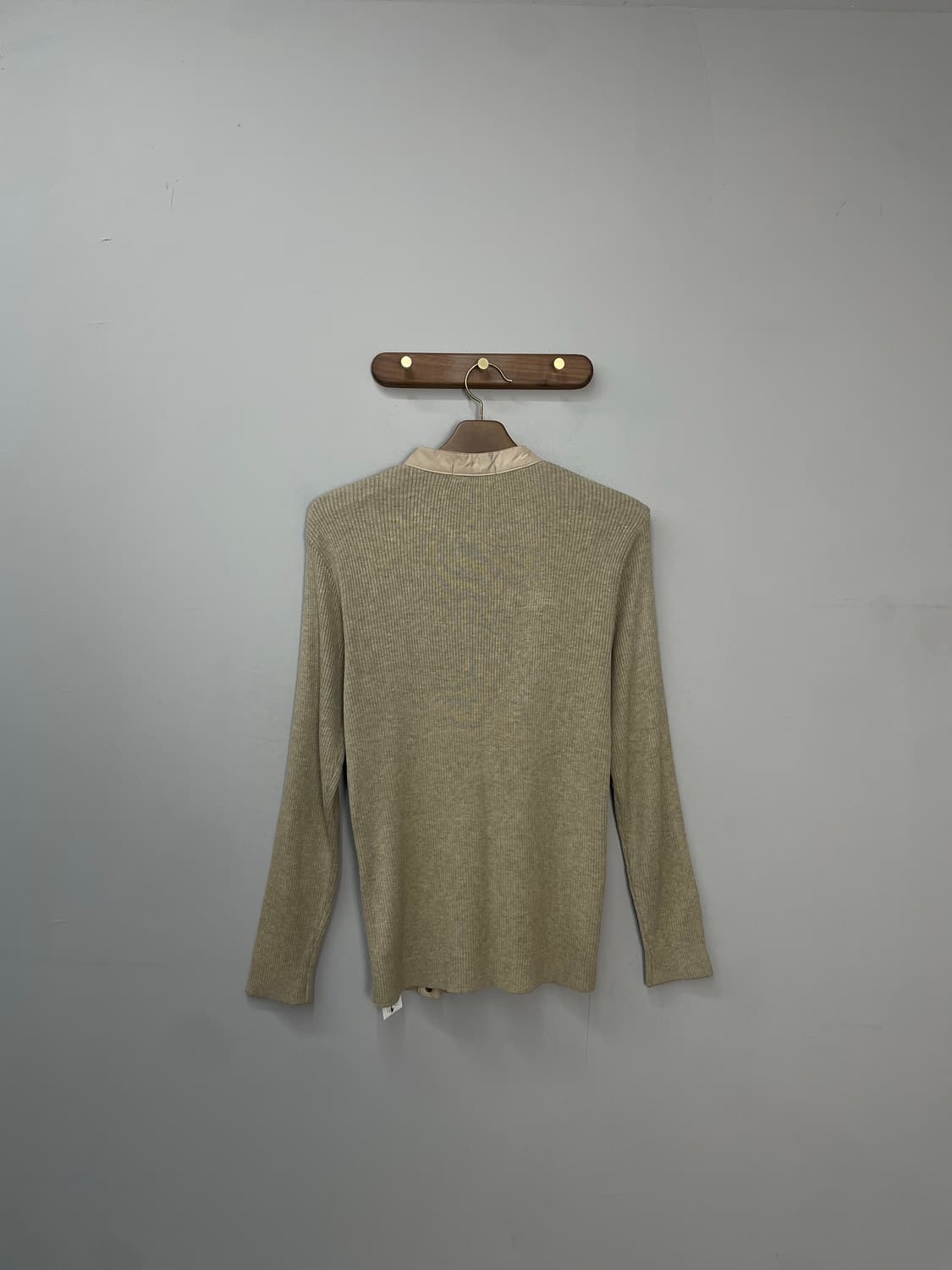 엠포리오 아르마니 베이지 립 니트 스웨터 H1191 상품이미지4