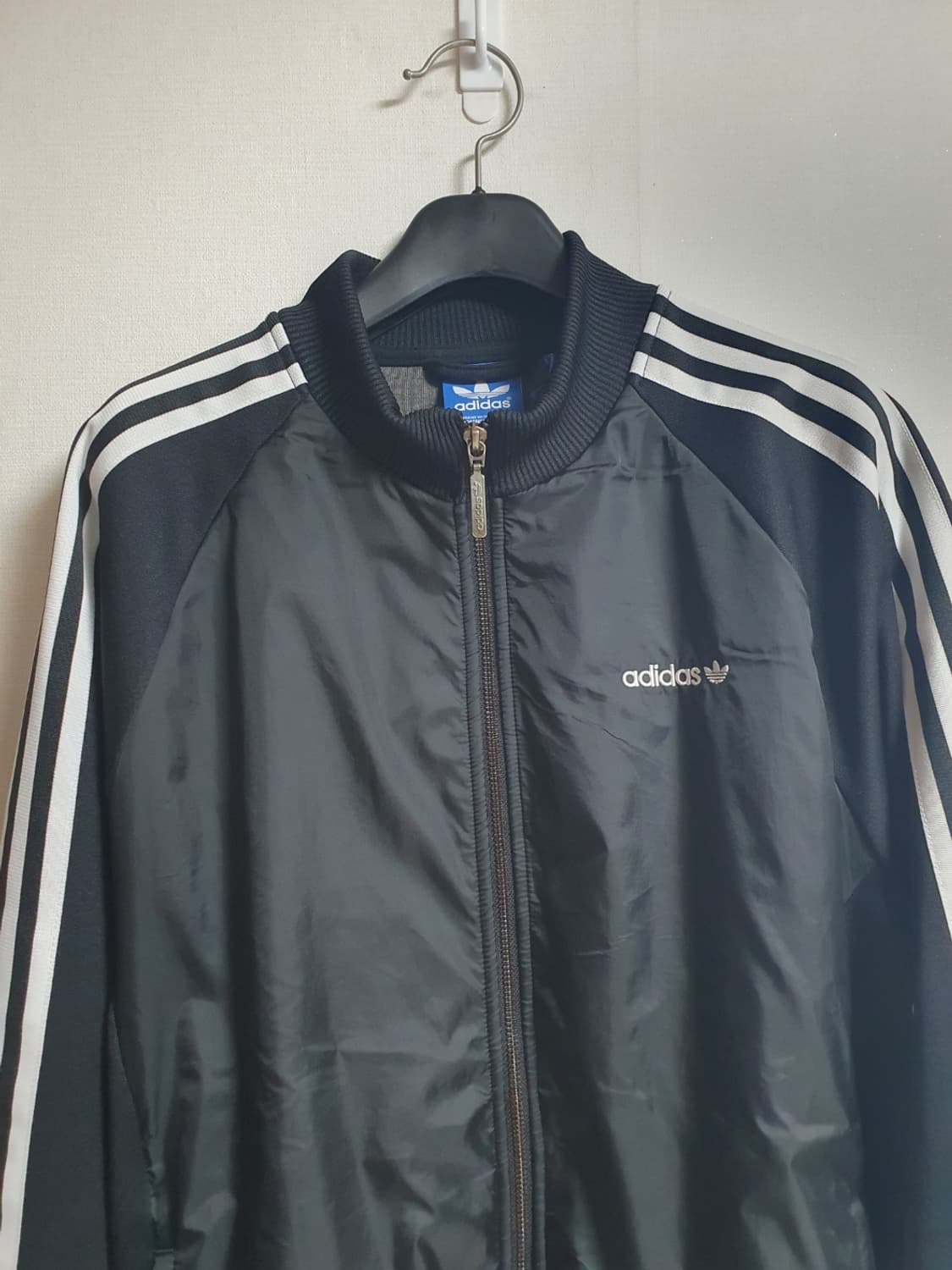 아디다스 오리지널스 우븐 배색 삼선 트랙탑 져지 블랙 105 상품이미지5