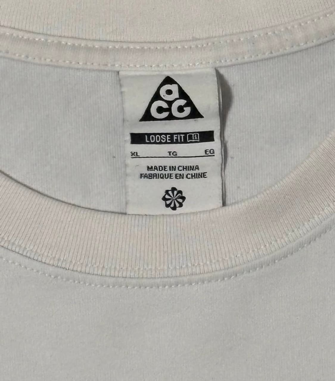 Nike ACG 나이키 화이트 라운드 반팔 상품이미지2