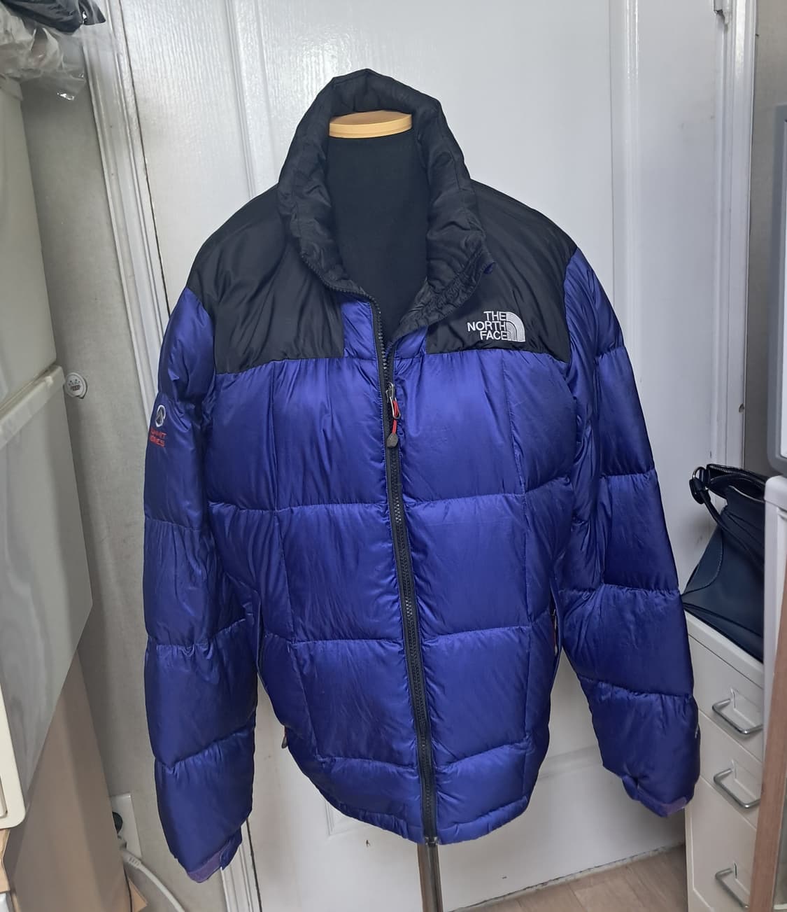 노스페이스 써밋 로체 눕시 구스 패딩 100 상품이미지2