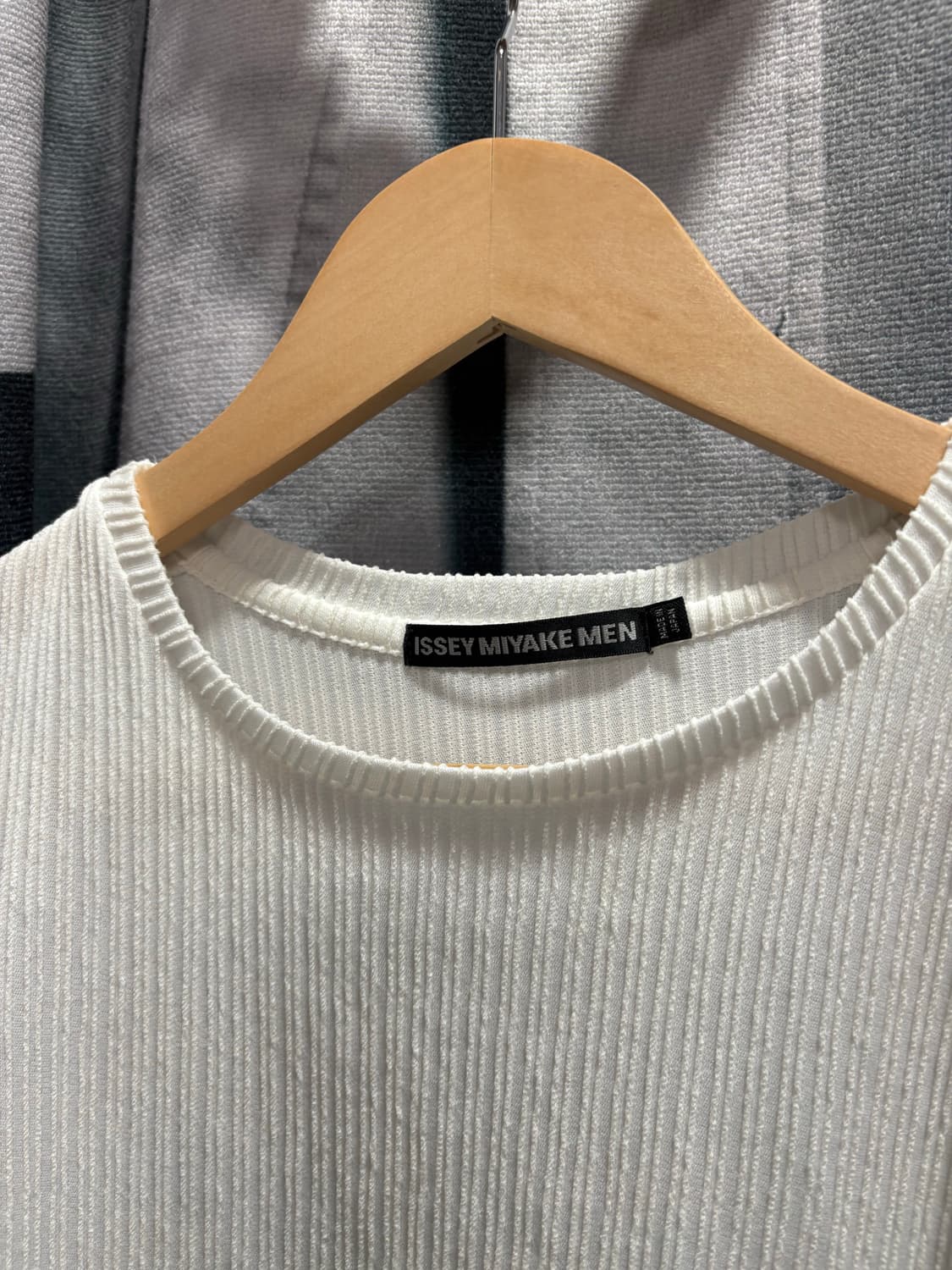이세이미야케 맨즈 플리츠 반팔 상품이미지3