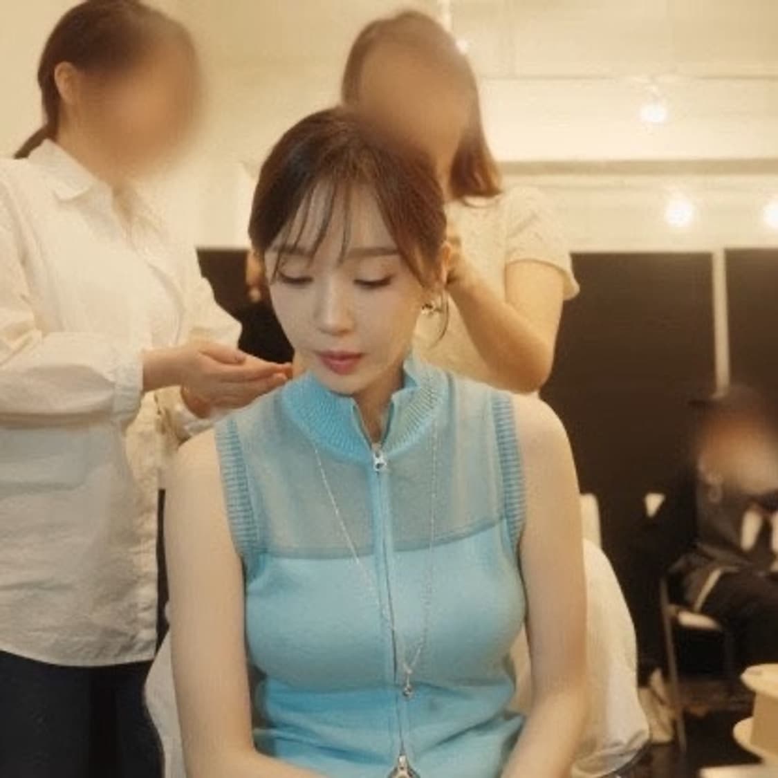 썬러브 강민경 니트집업 상품이미지1