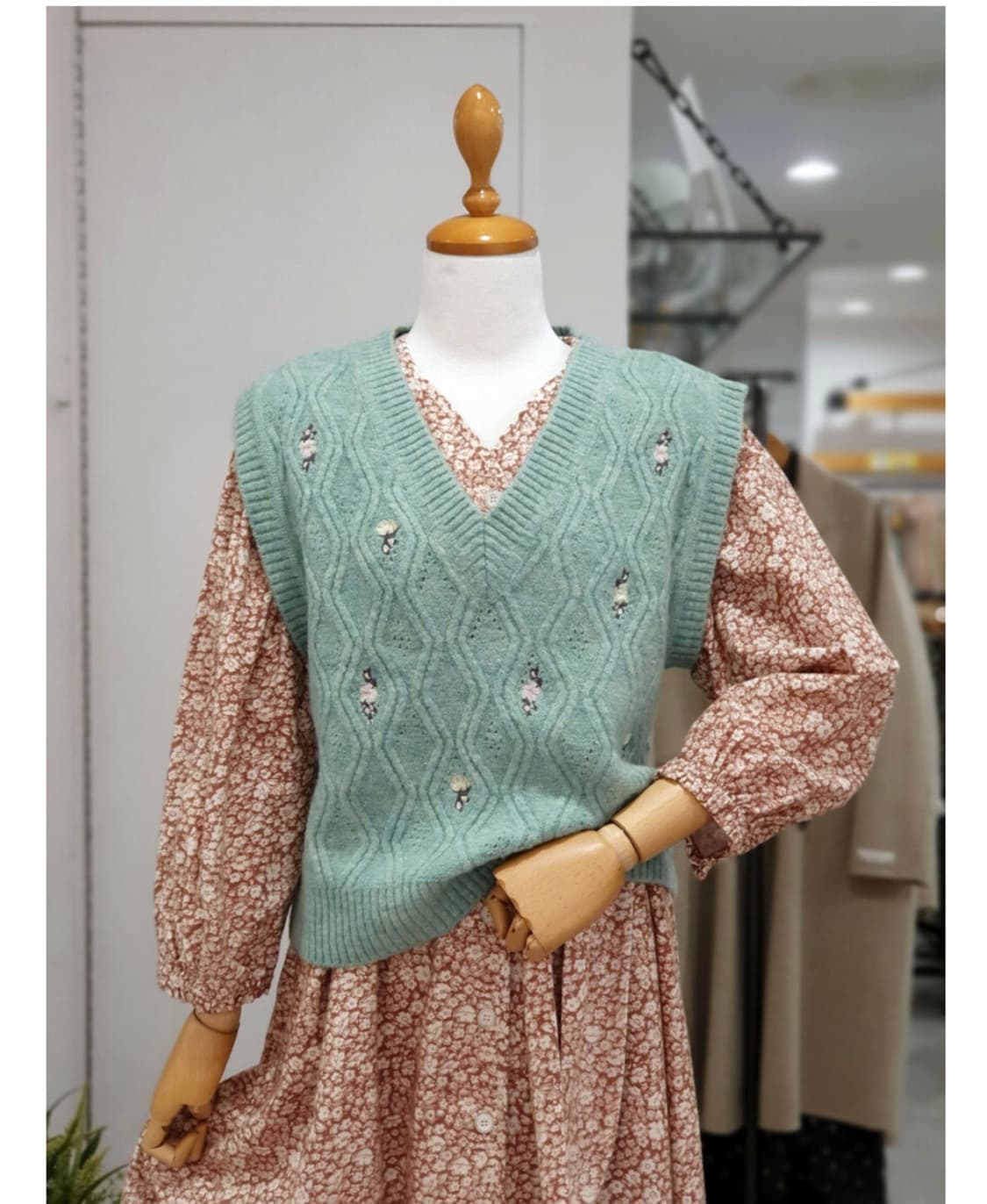 새상품 써스데이아일랜드 피셔맨 케이블 자수 베스트 상품이미지1