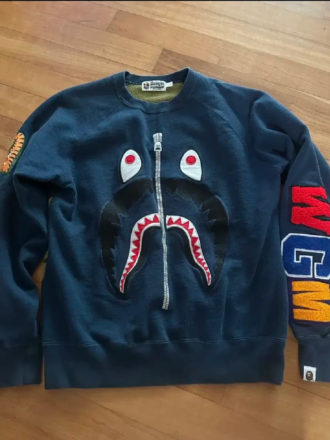 BAPE 정품 약기모 맨투맨 L사이즈 상품이미지1