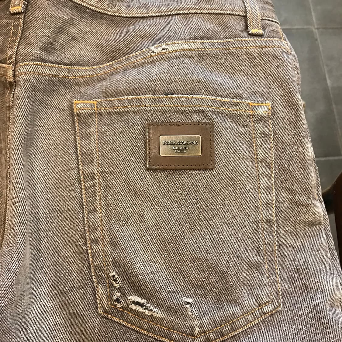 돌체앤가바나 메탈 로고 플레이트 데님 그레이 상품이미지6