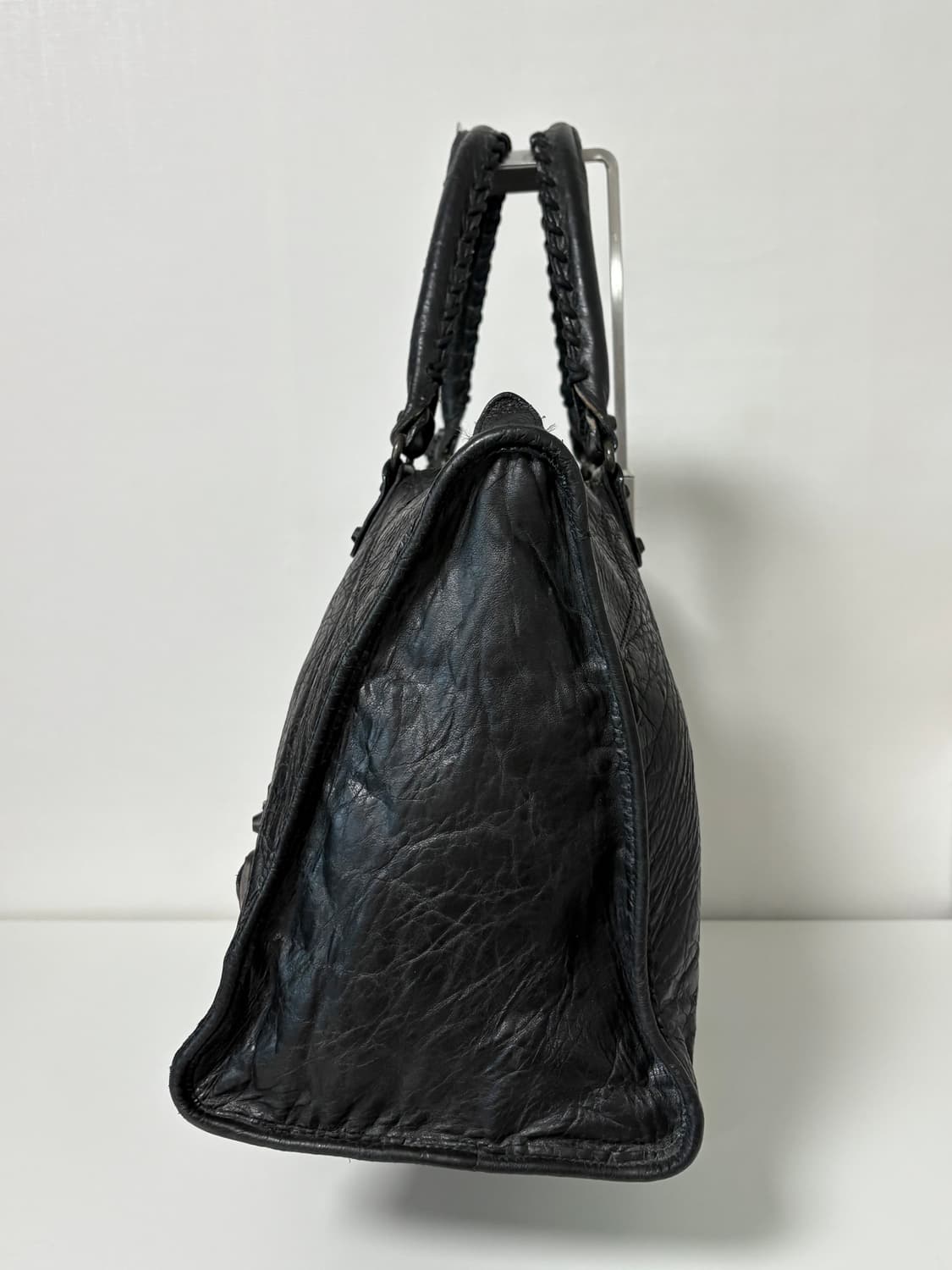 발렌시아가 워크 모터백 블랙 라지 상품이미지4