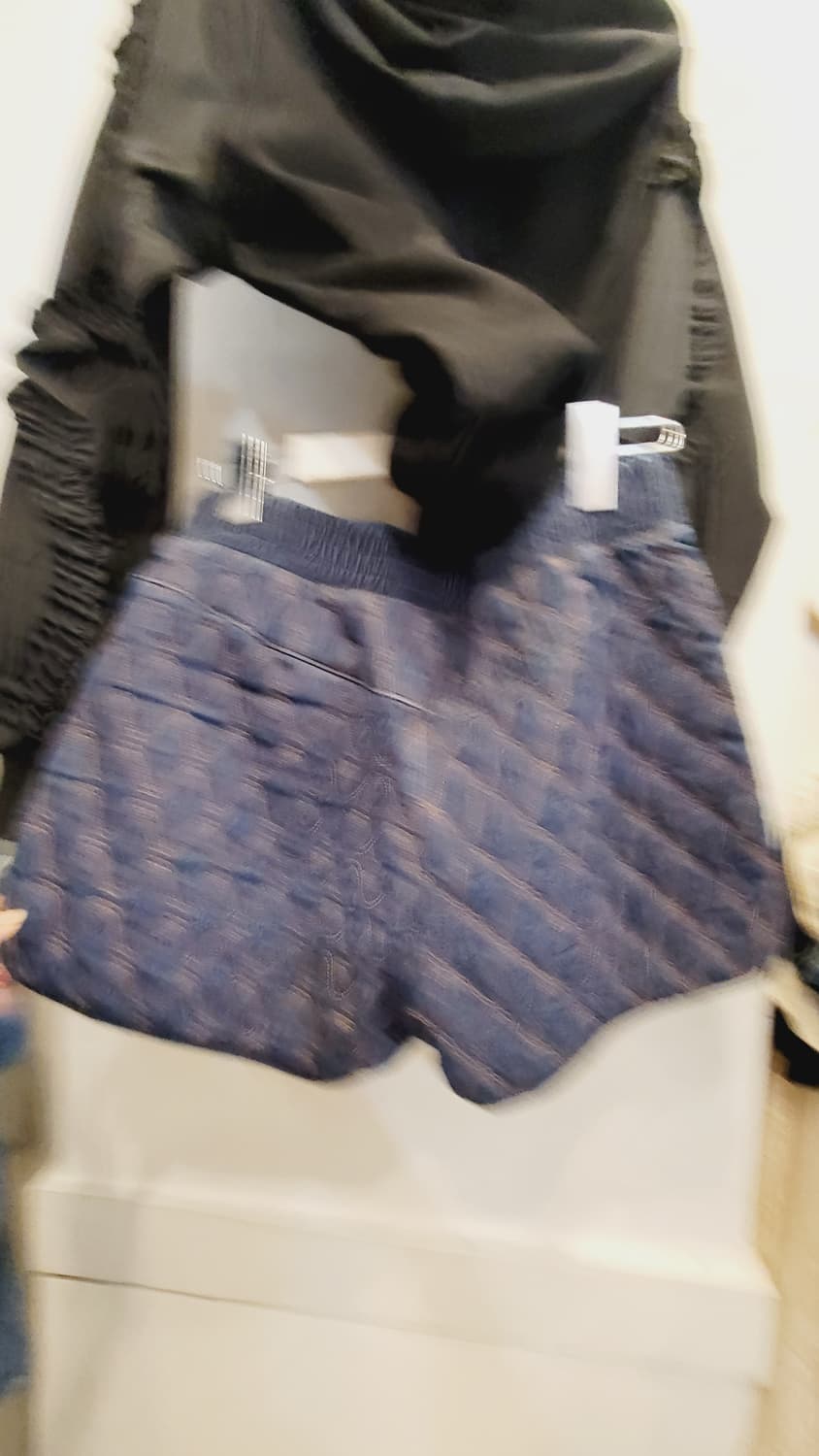 마크제이콥스 프릴후드티. 퀼팅본딩 팬츠 상품이미지7