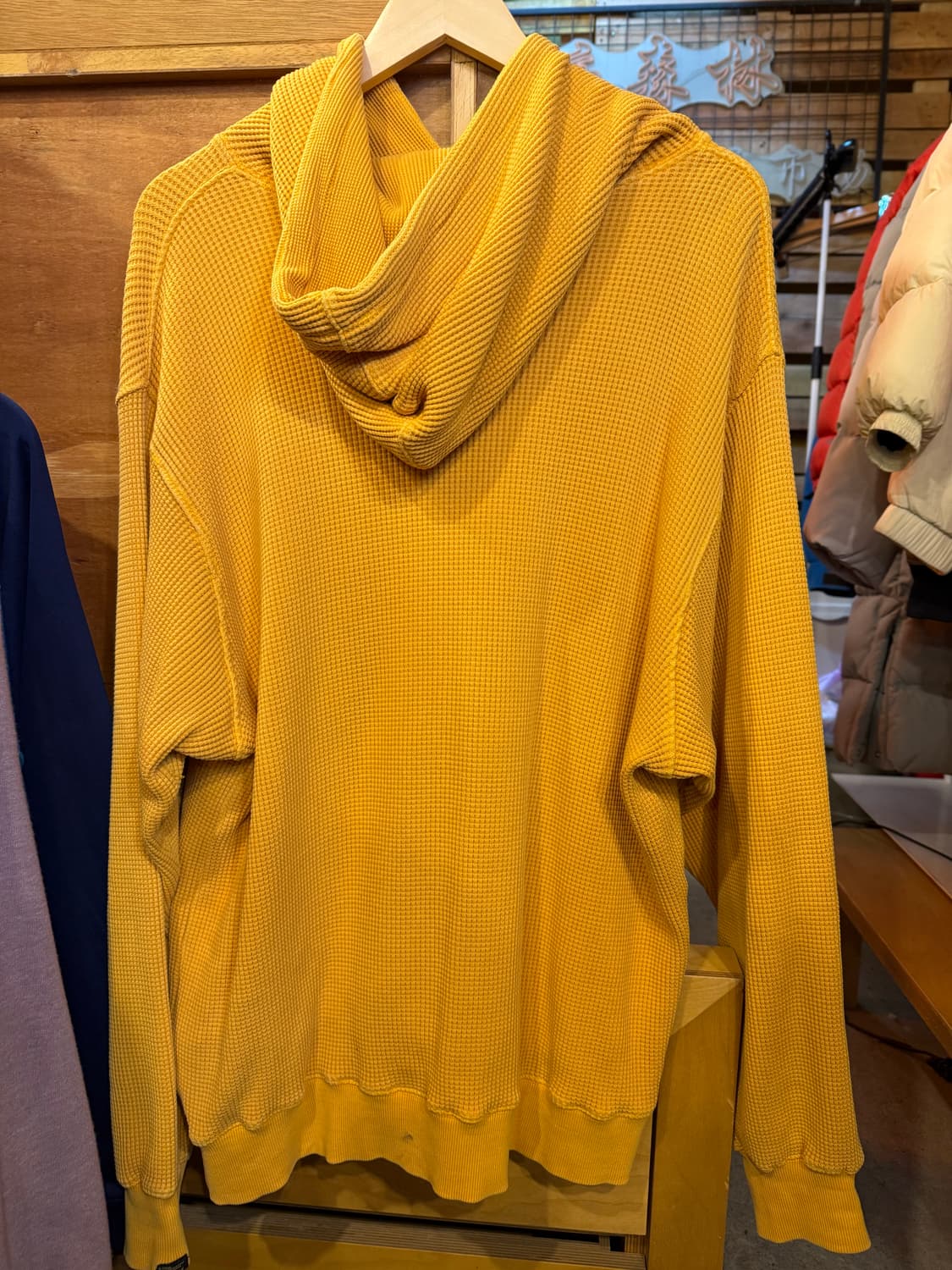 디스이즈네버댓 옐로우 와플 후드티 상품이미지4