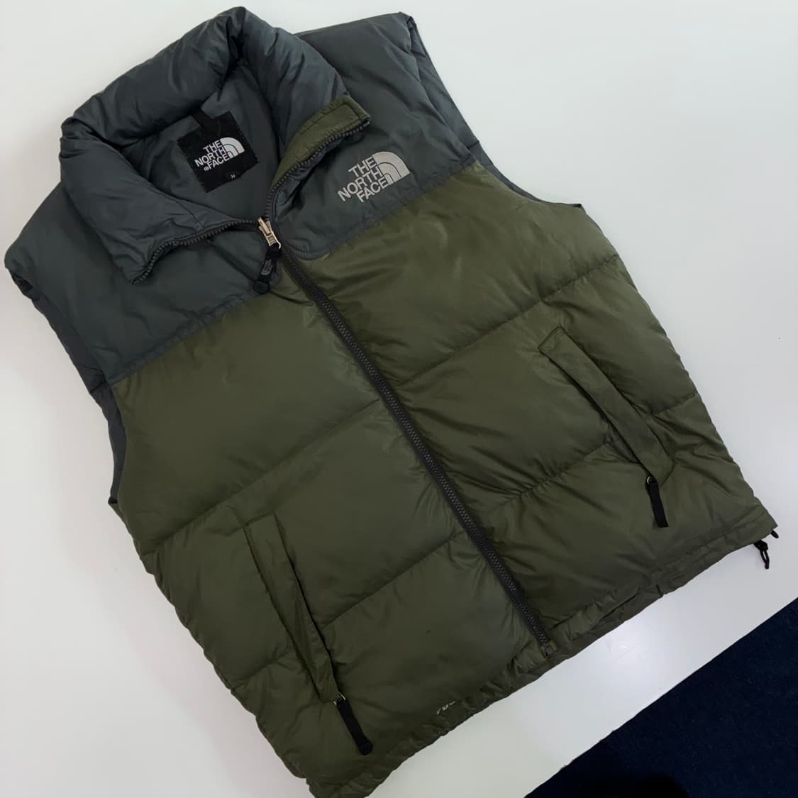 North Face 노스페이스 카키 700 눕시 패딩 베스트 상품이미지4