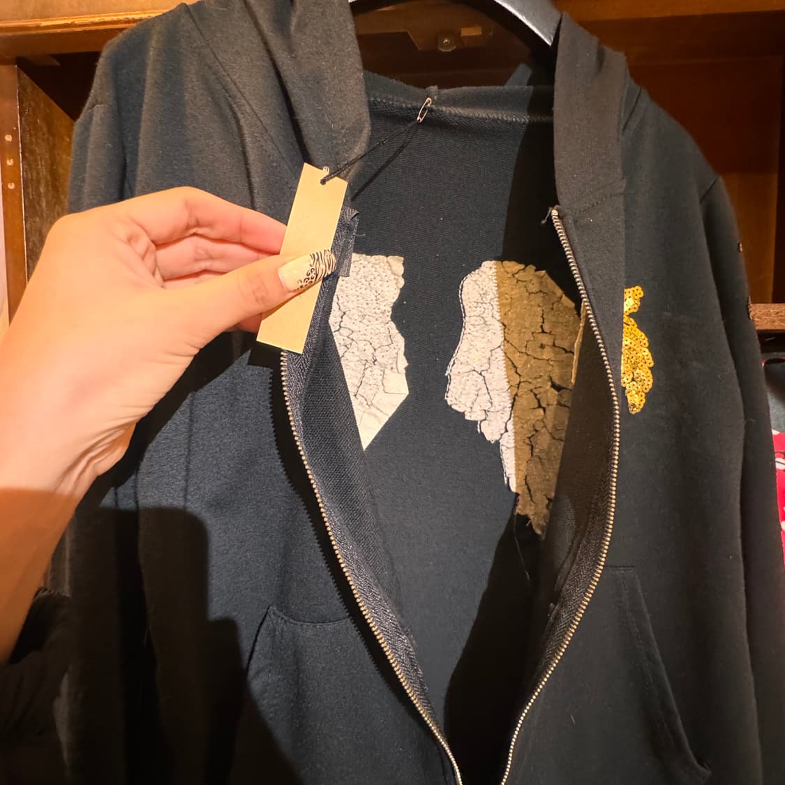 스팽글 백 윙포인트 후드집업 상품이미지8