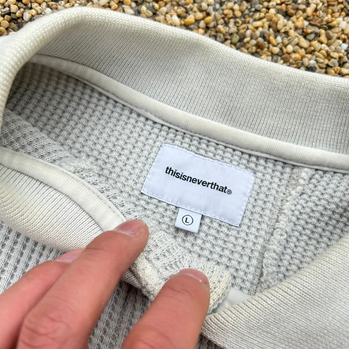 디스이즈네버뎃(ThisIsneverthat)그레이 와플 럭비티 상품이미지4