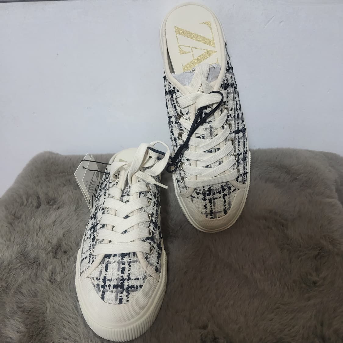 자라 트위드 슬립온 뮬 스니커즈 블로퍼 새상품 여자 38 250 상품이미지1