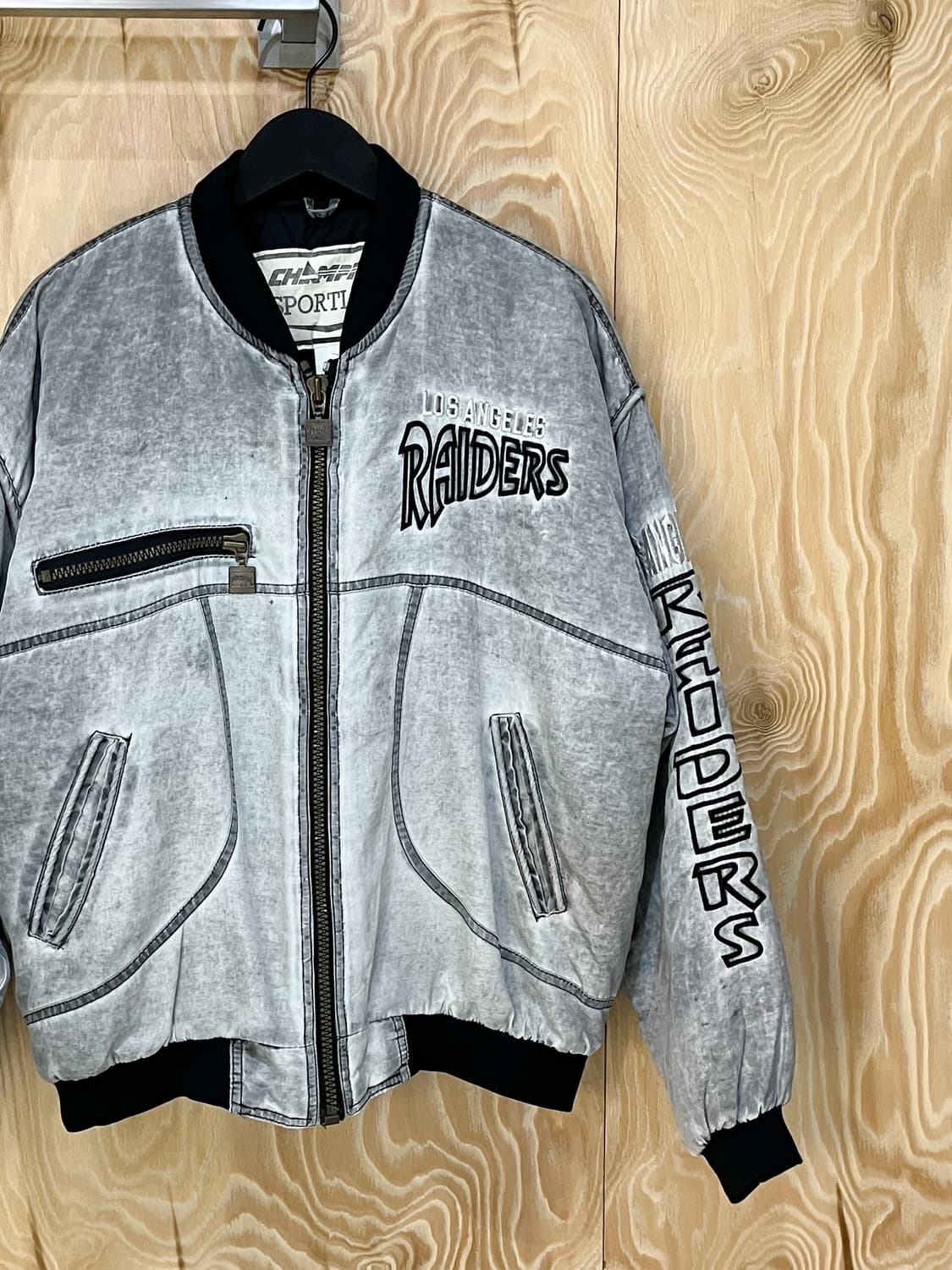 Nutmeg 90's LA 레이더스 봄버 자켓 상품이미지5