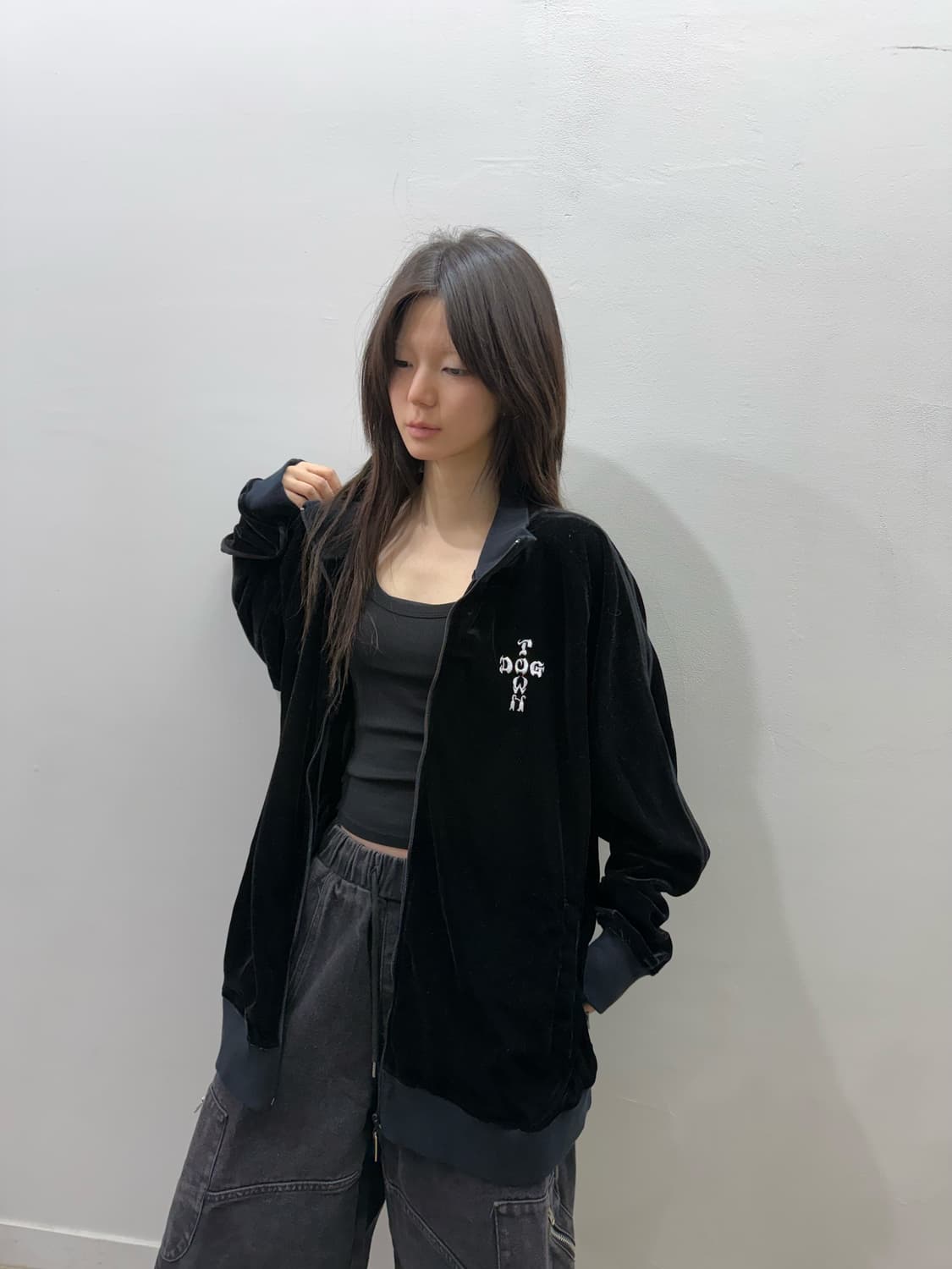 도그타운 벨루어 로고 디테일 집업 상품이미지5