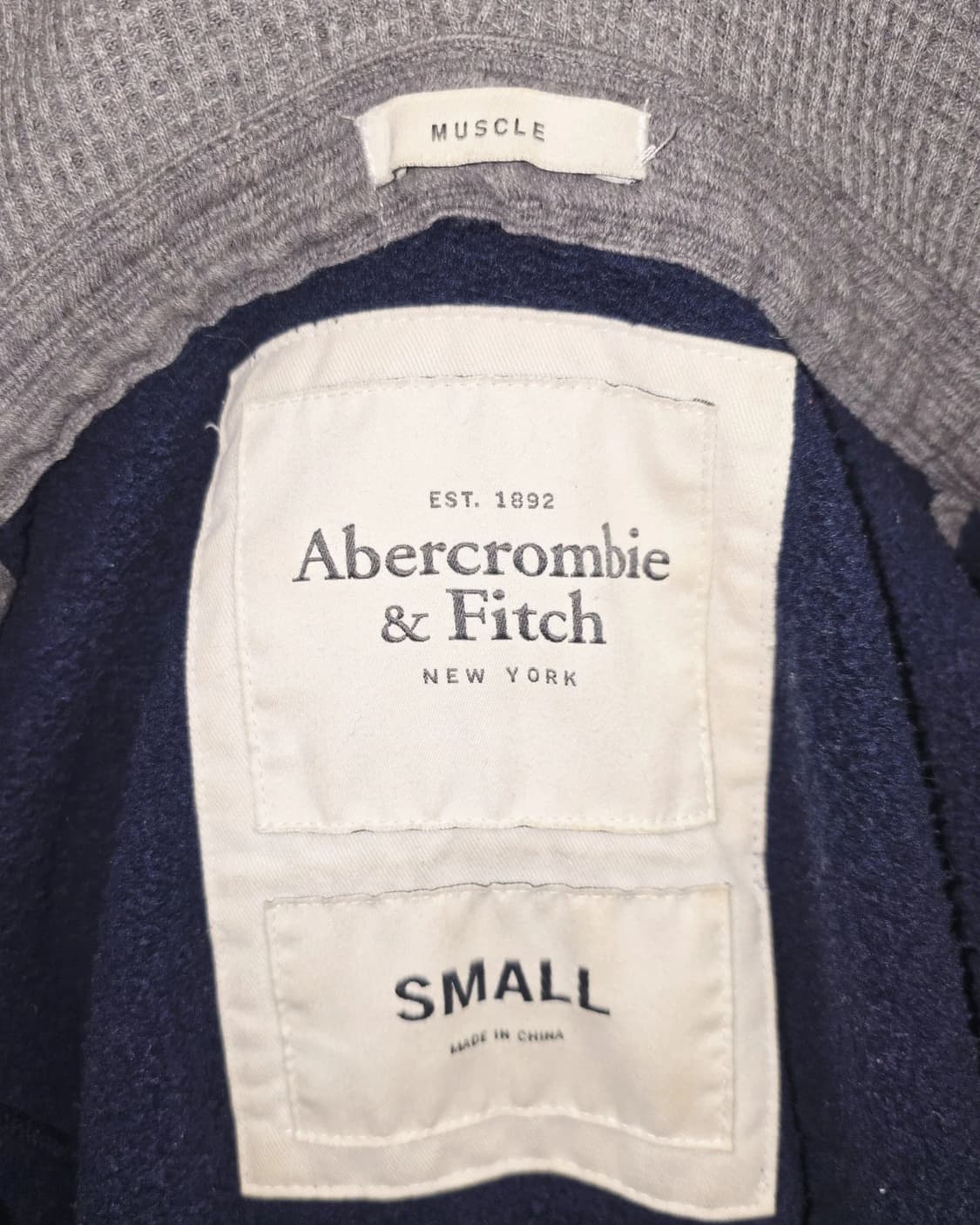 아베크롬비 앤 피치 빈티지 로고 후드 집업 상품이미지4