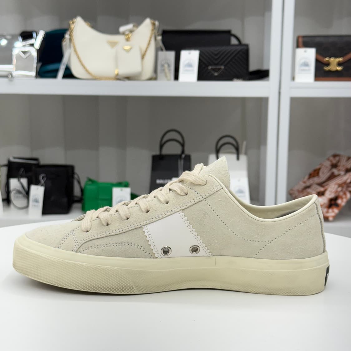 [7.5] 톰포드 캠브리지 스웨이드 스니커즈 상품이미지4