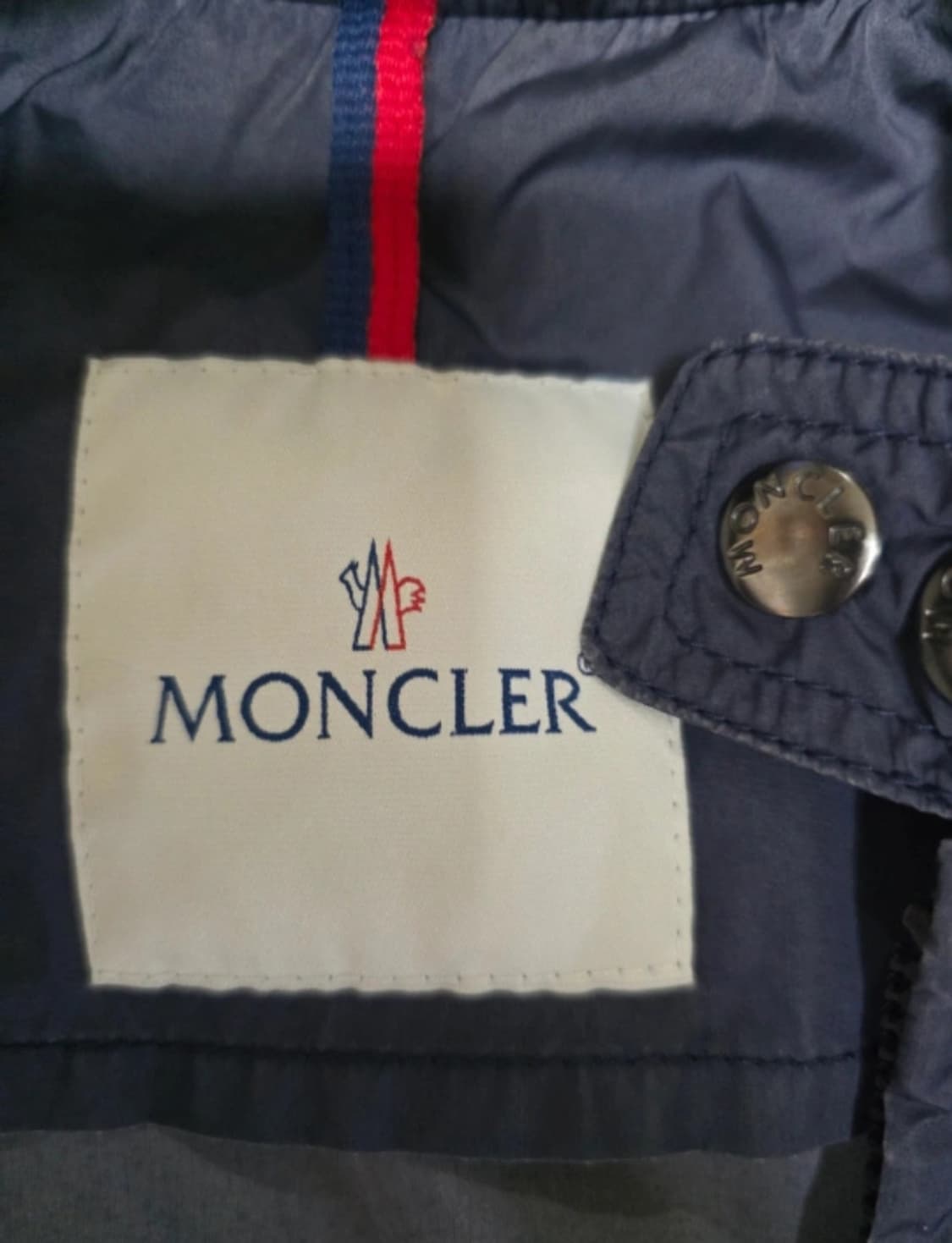 몽클레어 바람막이 M 상품이미지3