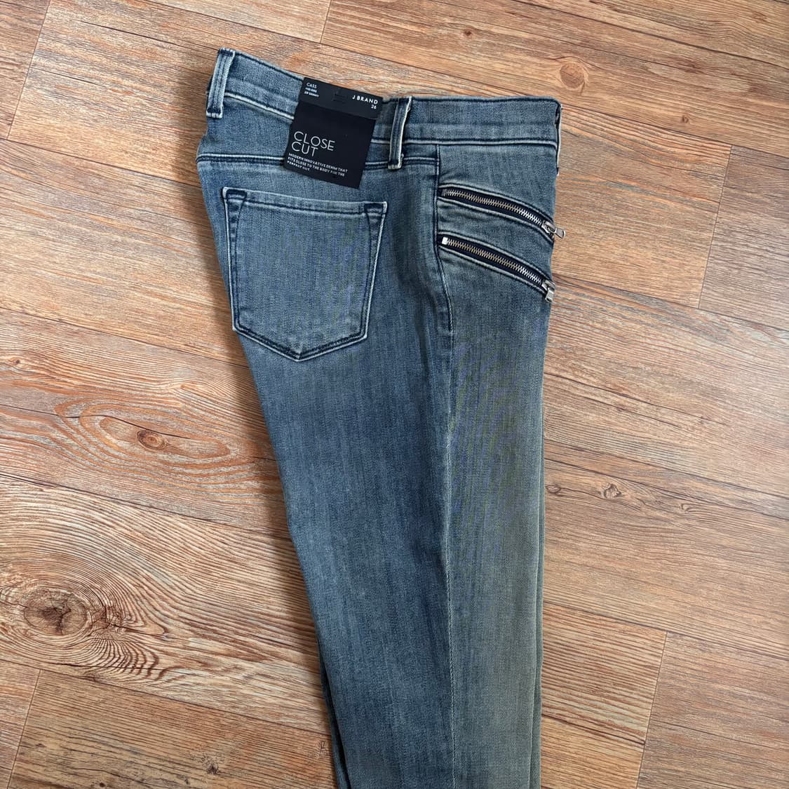 새제품 J 브랜드 지퍼 스키니진 25 슬림 데님 미국 수입 정품 상품이미지9