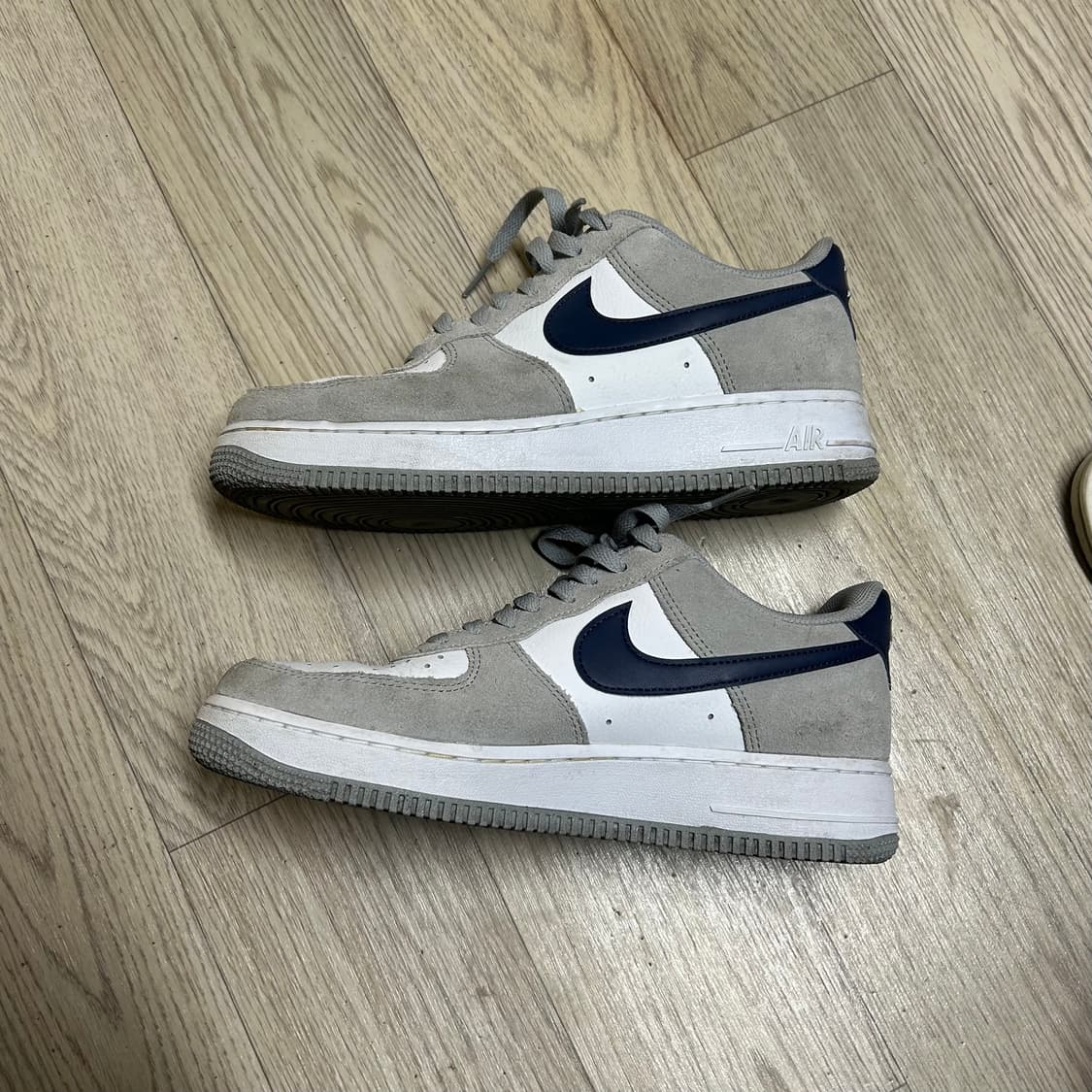 에어포스 라이트 스모크 그레이 미드나잇 네이비 260 상품이미지4