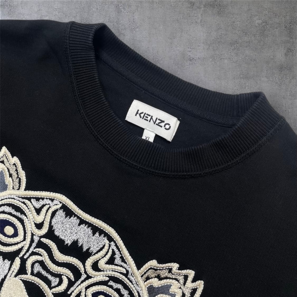 겐조 Kenzo 블랙 타이거 자수 맨투맨 XL 상품이미지3