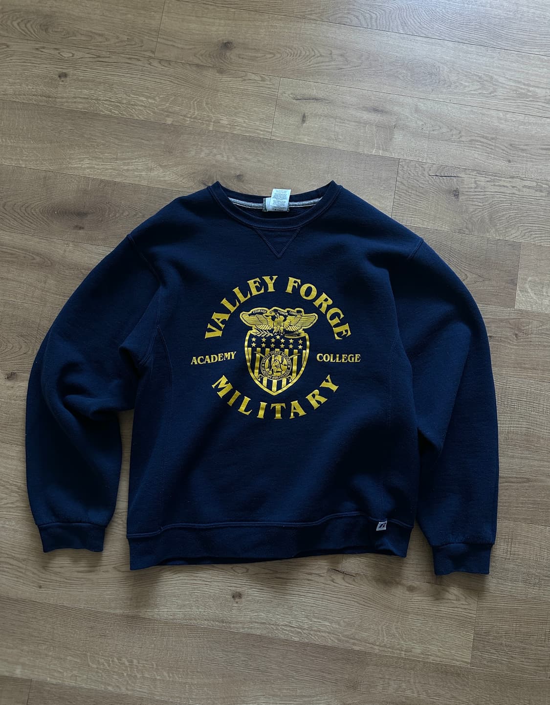 러셀 스웻 미디움 사이즈 네이비 상품이미지1