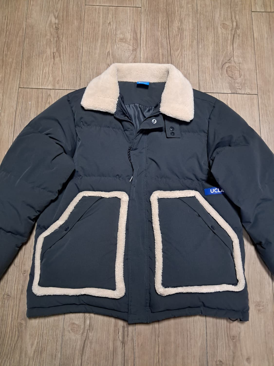 UCLA 패딩 남성M 상품이미지3