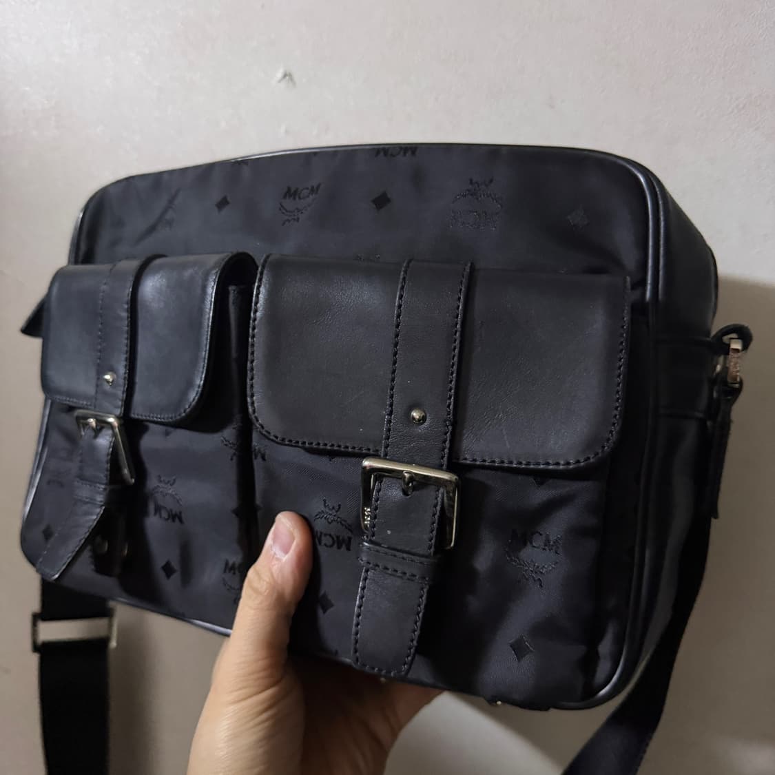 MCM 남성 투포켓 크로스백 상품이미지8
