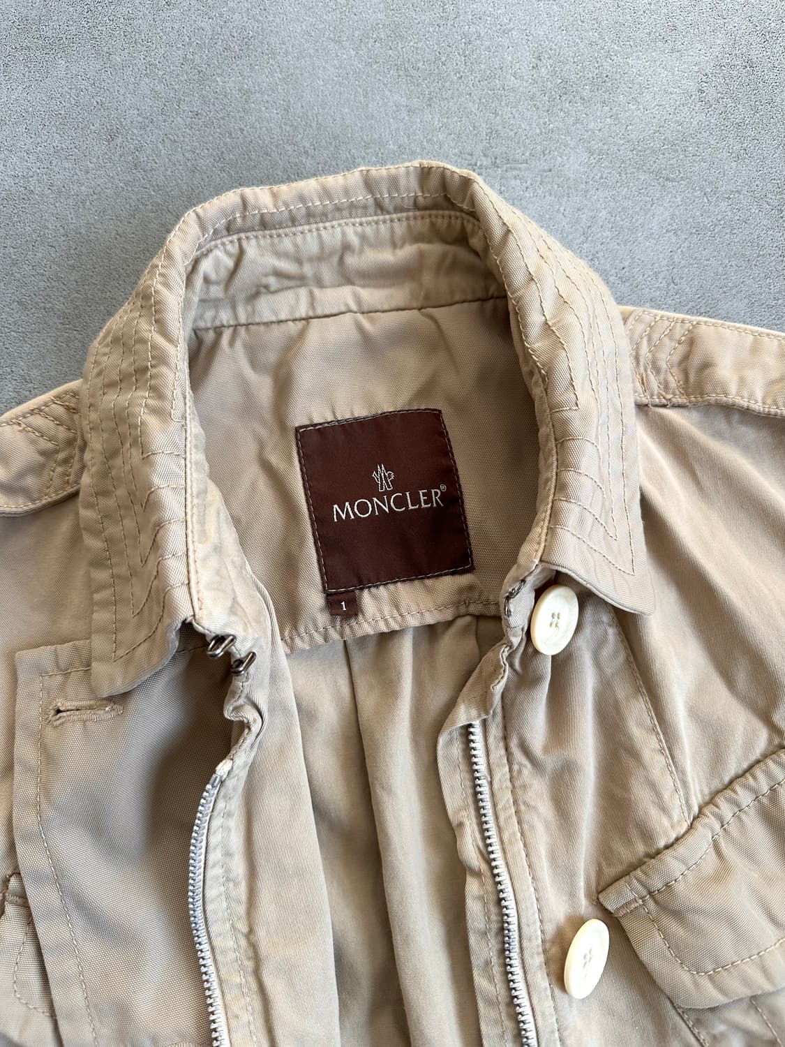 몽클레어 유틸리티 베이지 워크자켓 상품이미지4