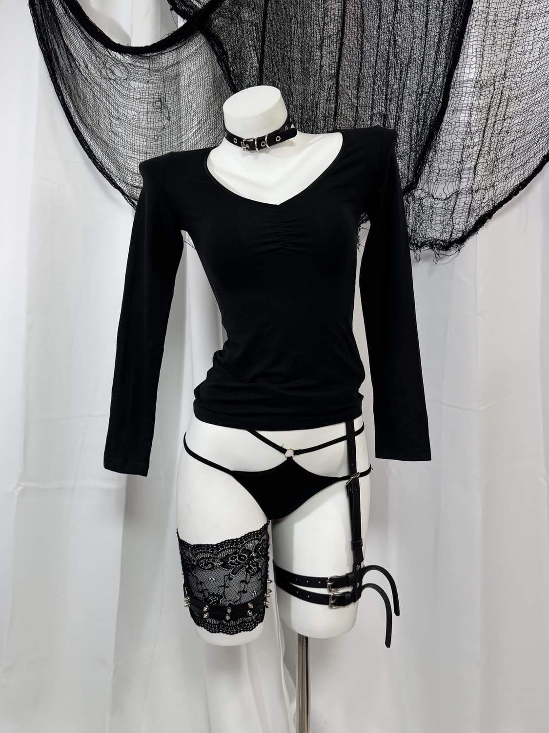 black t-shirt 상품이미지1